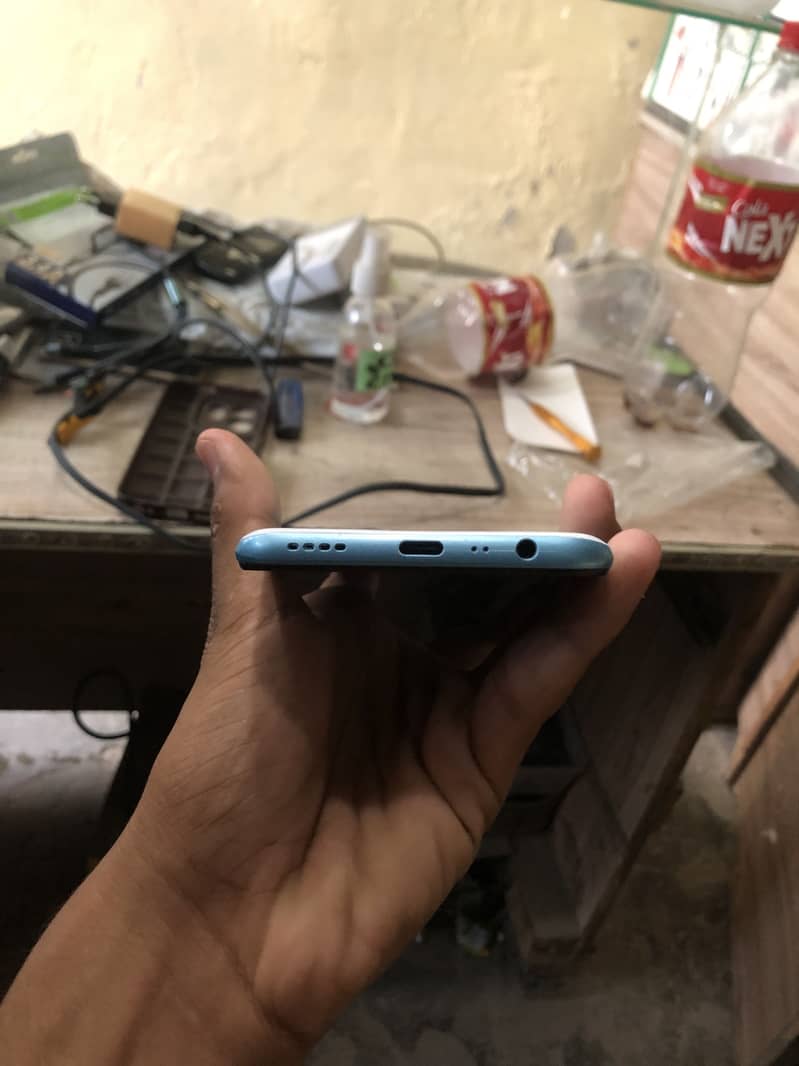 Realme C17 1