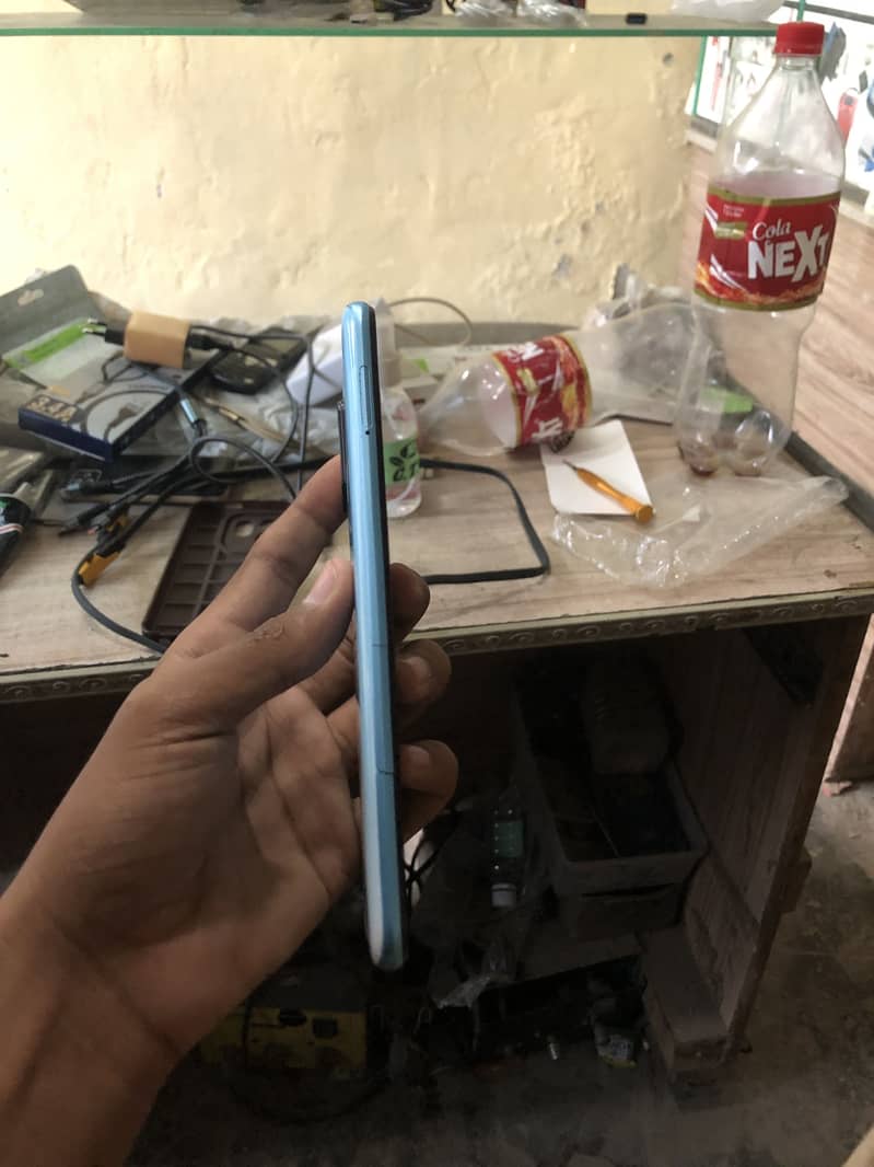 Realme C17 3