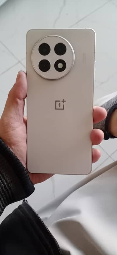 One Plus 13R