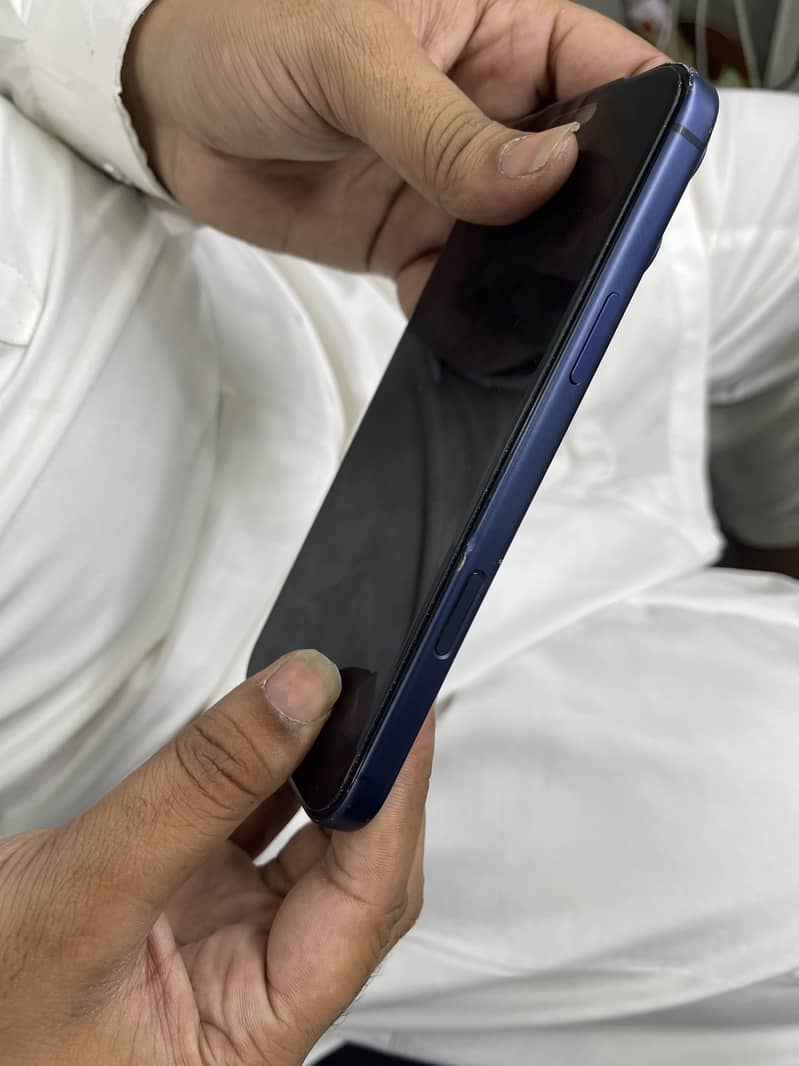 Apple iPhone 17 Pro Max 3