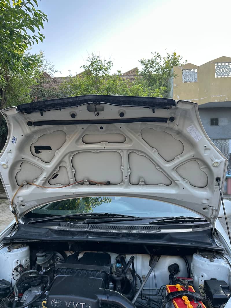 Toyota Vitz 2002 6