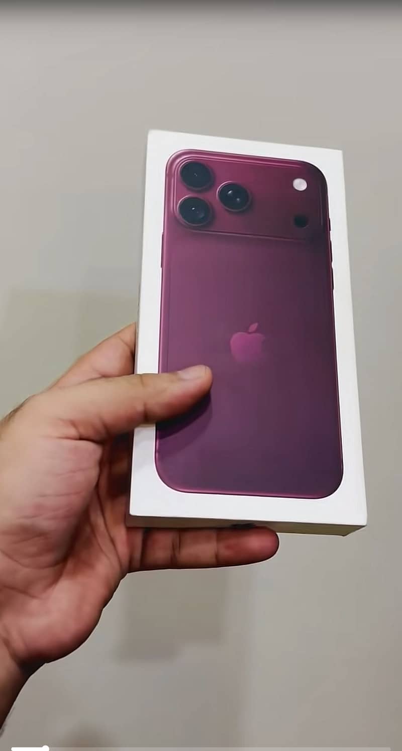Apple iPhone 18 Pro Max 1