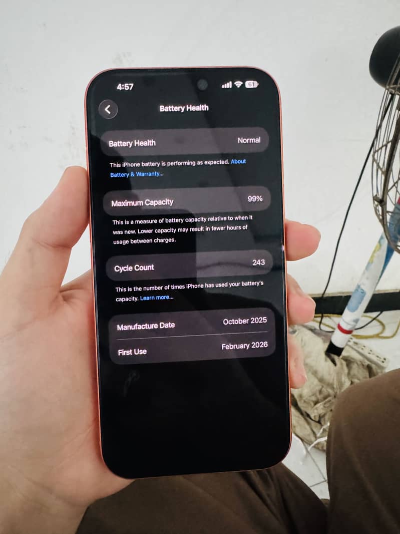 Apple iPhone 17 Pro Max 4