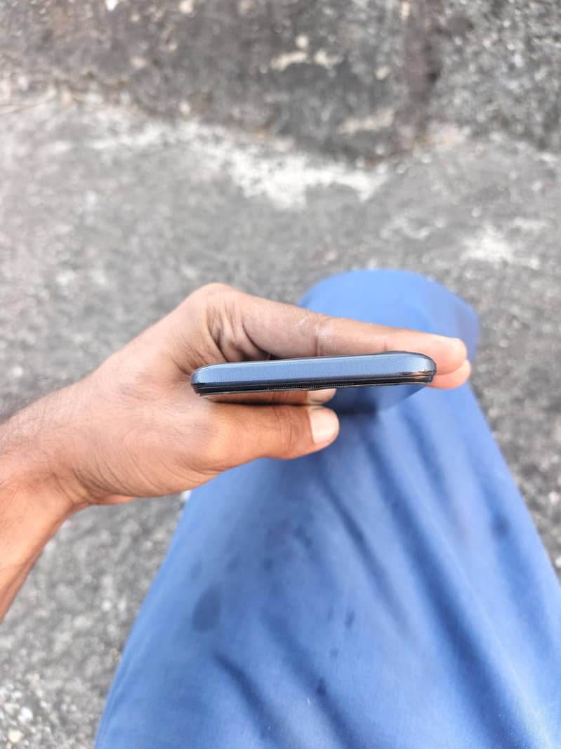 Tecno Spark 8C 3