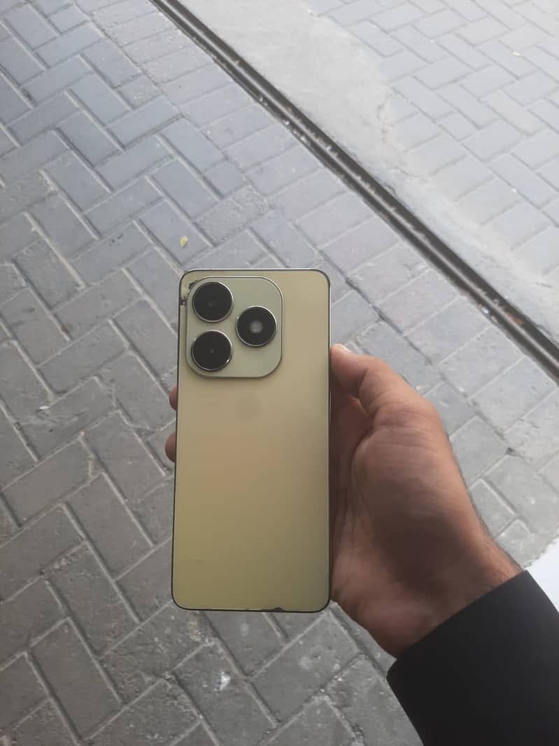 Tecno Spark 20 6
