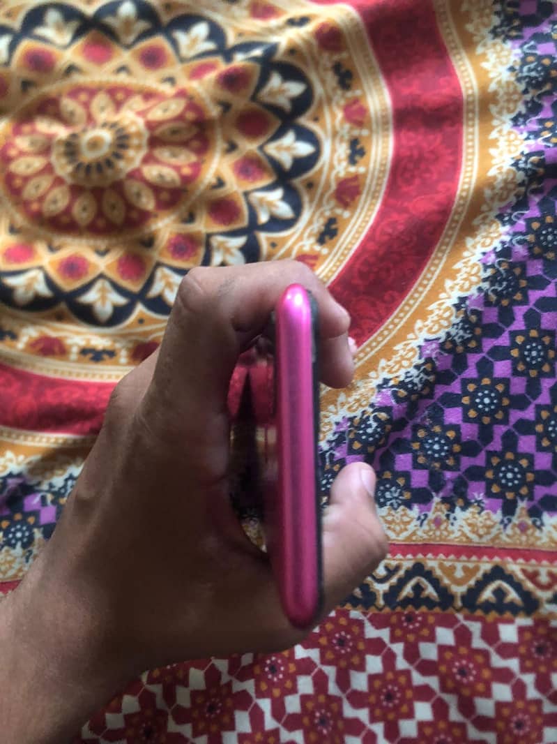 Itel Vision 1 8