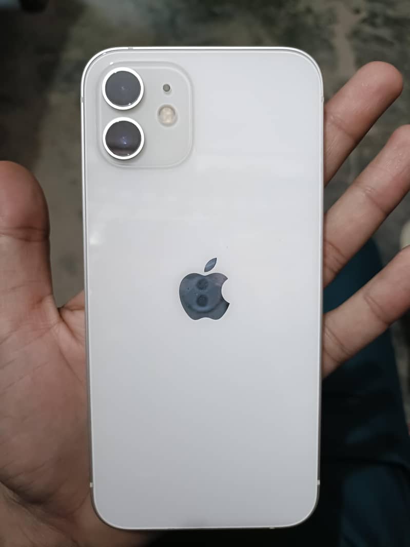 Apple iPhone 12 0