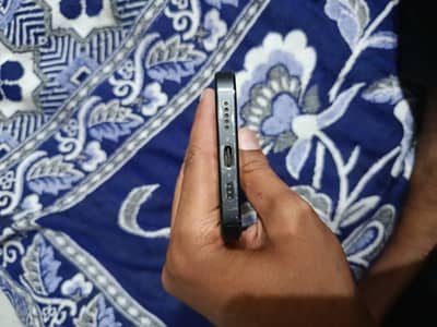 Apple iPhone 15 Pro
