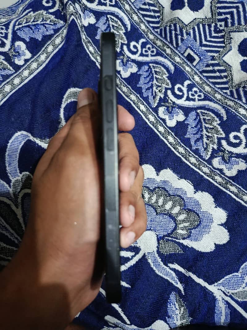 Apple iPhone 15 Pro 5