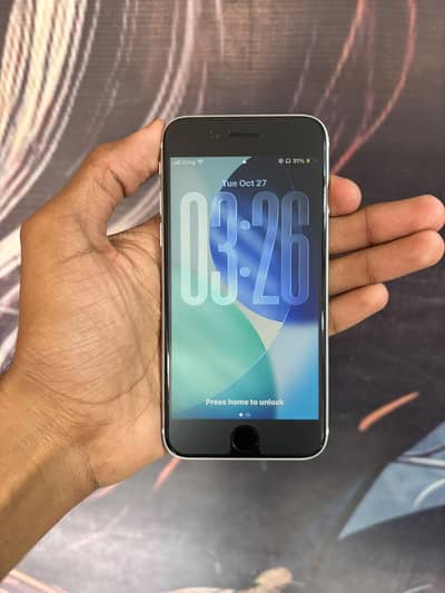 Apple iPhone SE
