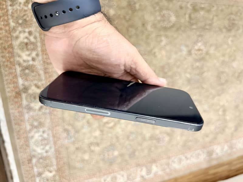 Apple iPhone 15 Pro Max, 256 GB, Dual eSIM 6