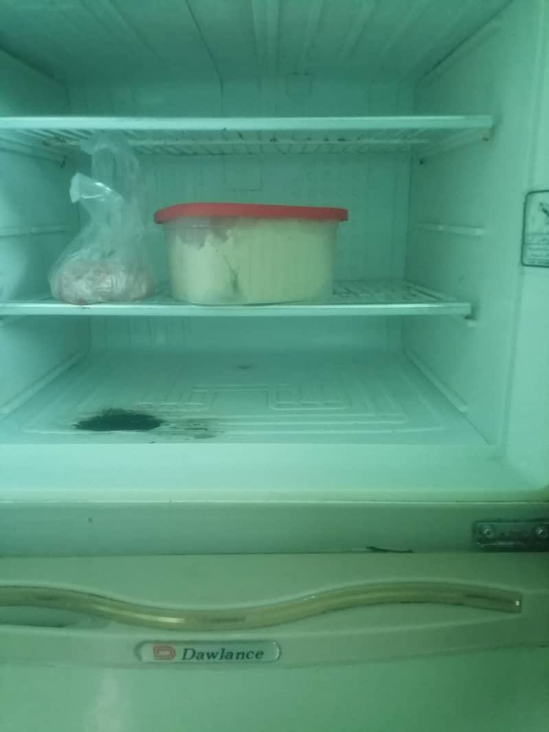 excellent working fridge 4