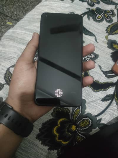 OPPO F21