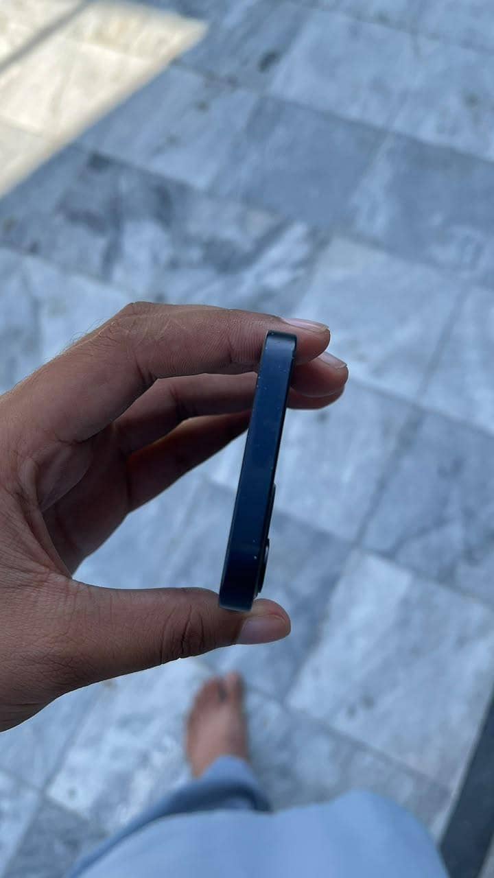 Apple iPhone 12 mini 2