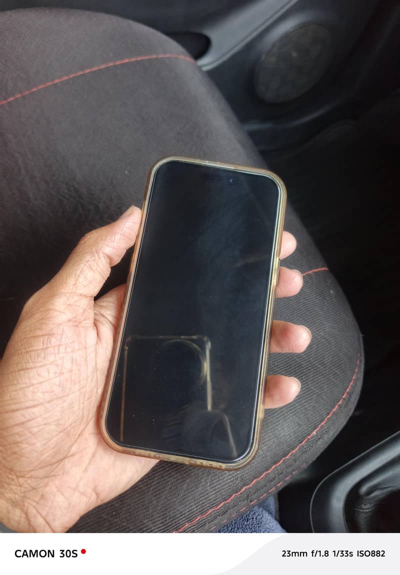 Apple iPhone 15 3