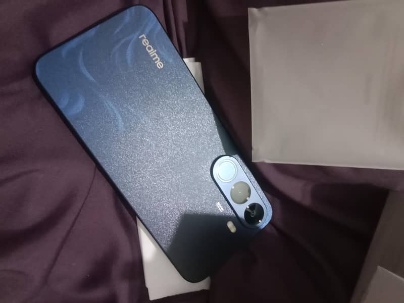 Realme C100x 2