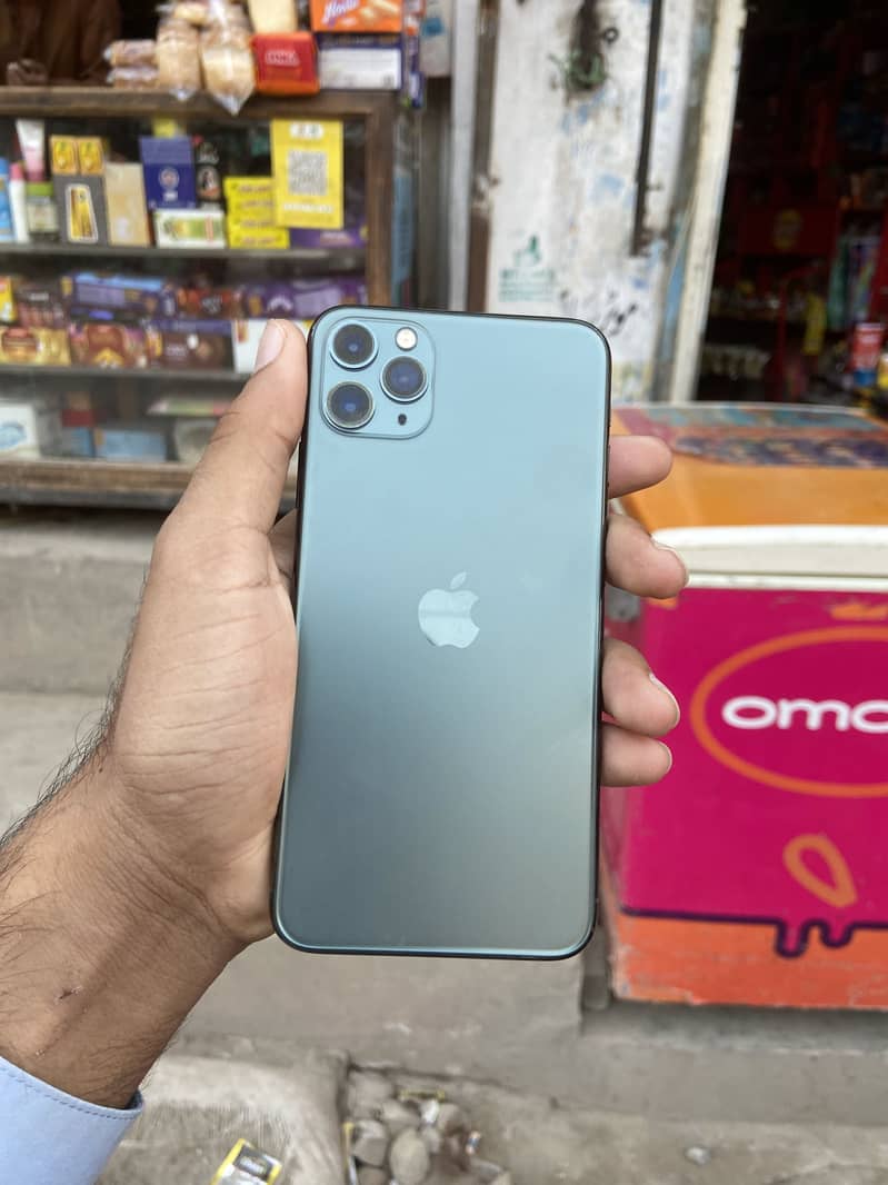 Apple iPhone 11 Pro Max 3