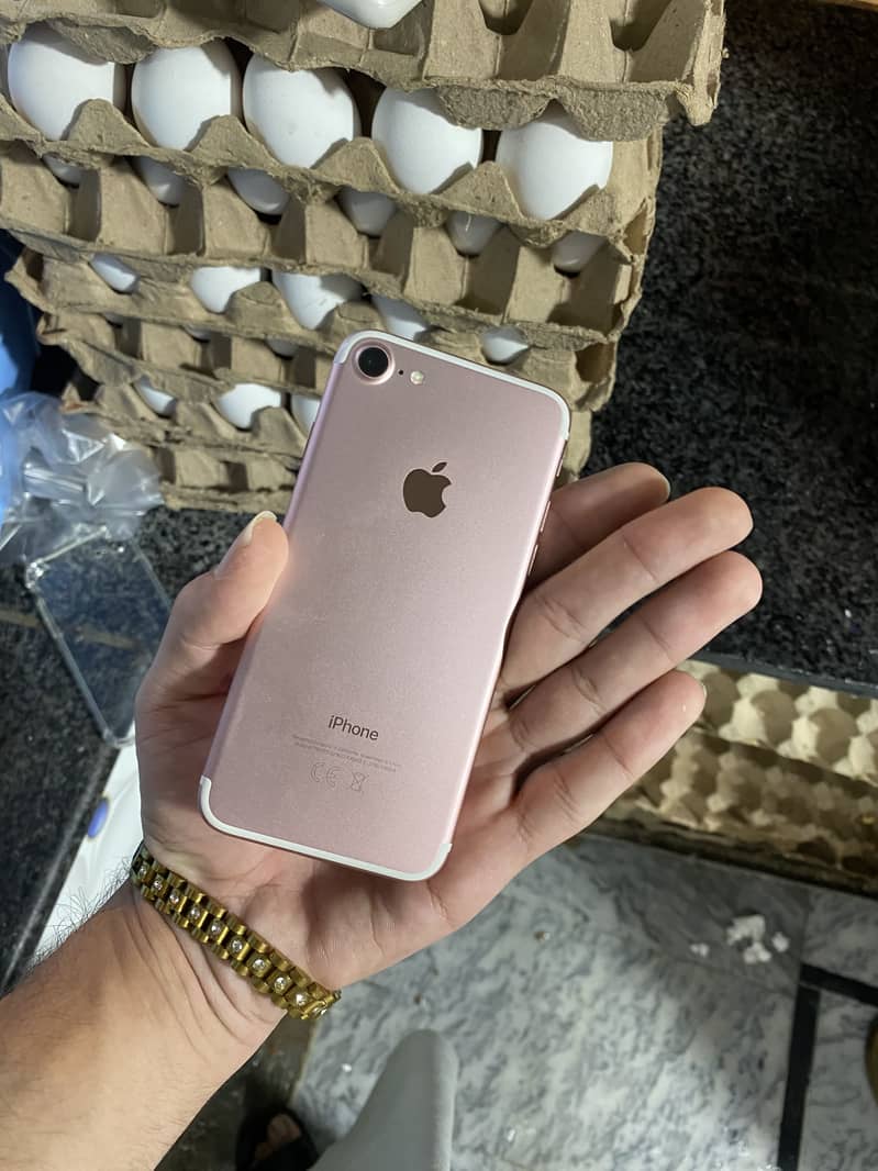 iPhone 7 6