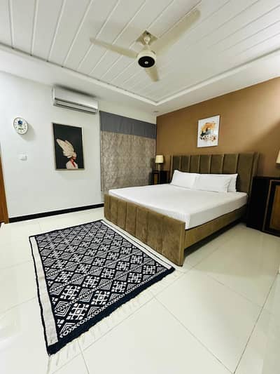 1 bed fully luxury apartments available for rent