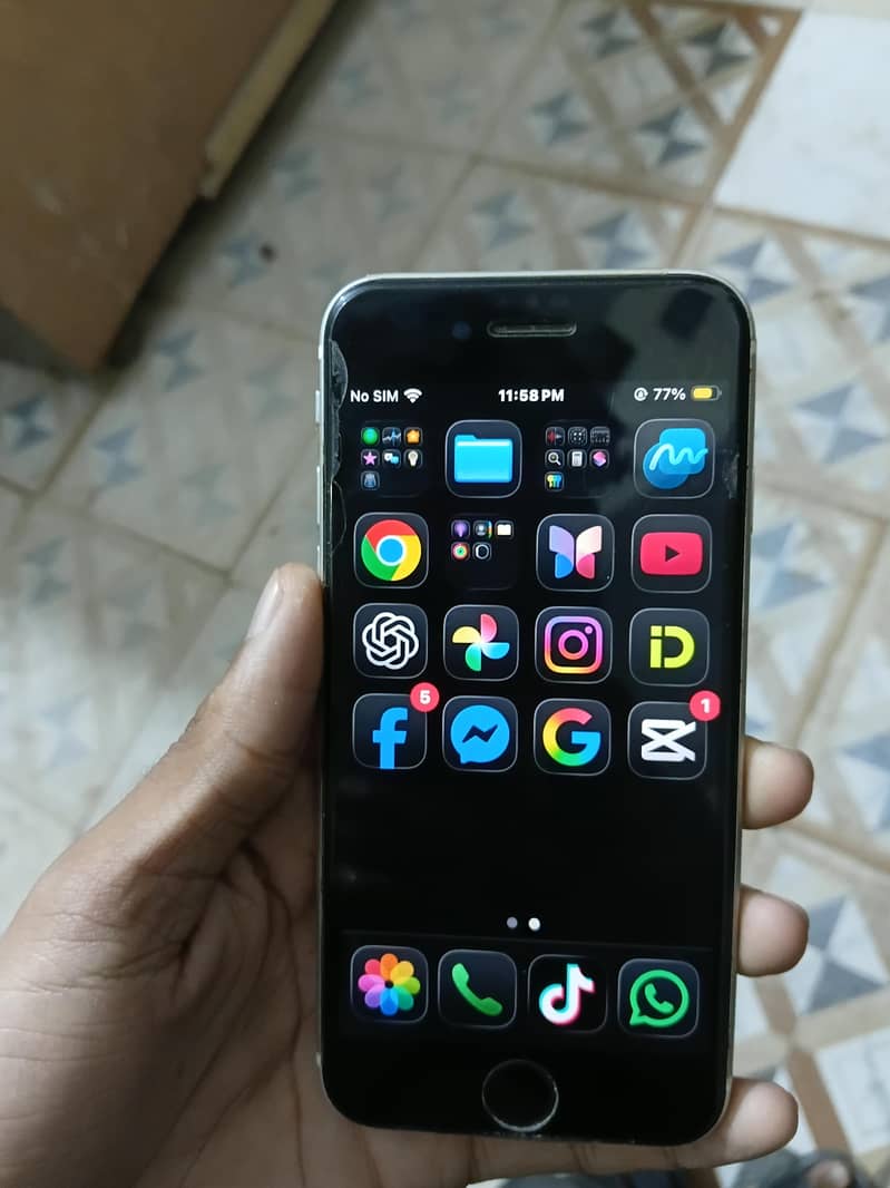 Apple iPhone SE 8