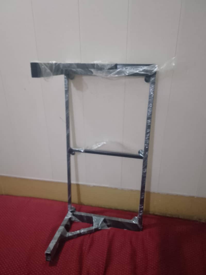 New Table attached with Wall 3
