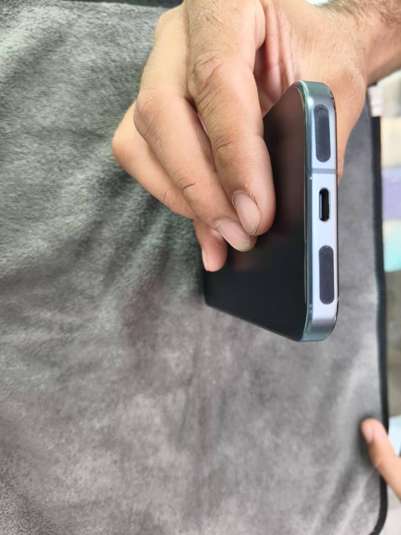 Google Pixel 10 Pro 4