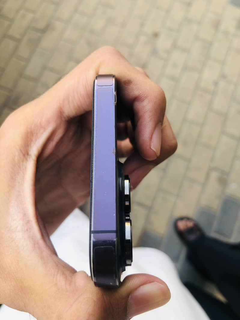 Apple iPhone 14 Pro Max 3