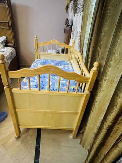 Baby cot