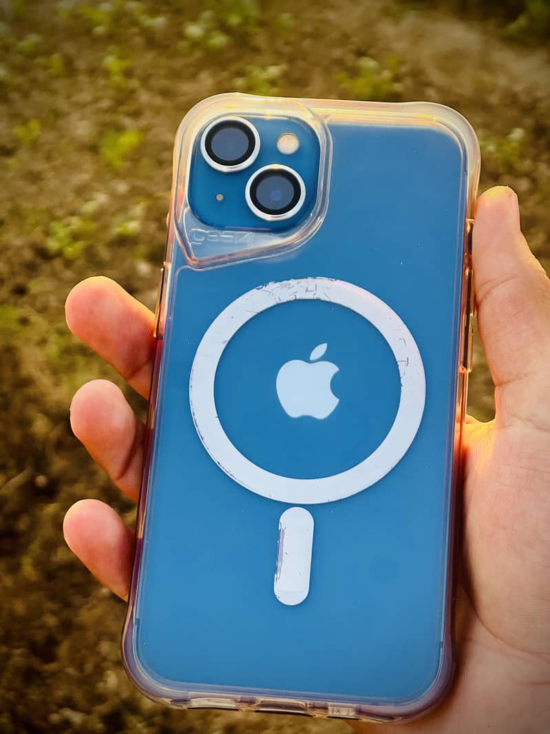 Apple iPhone 13 2