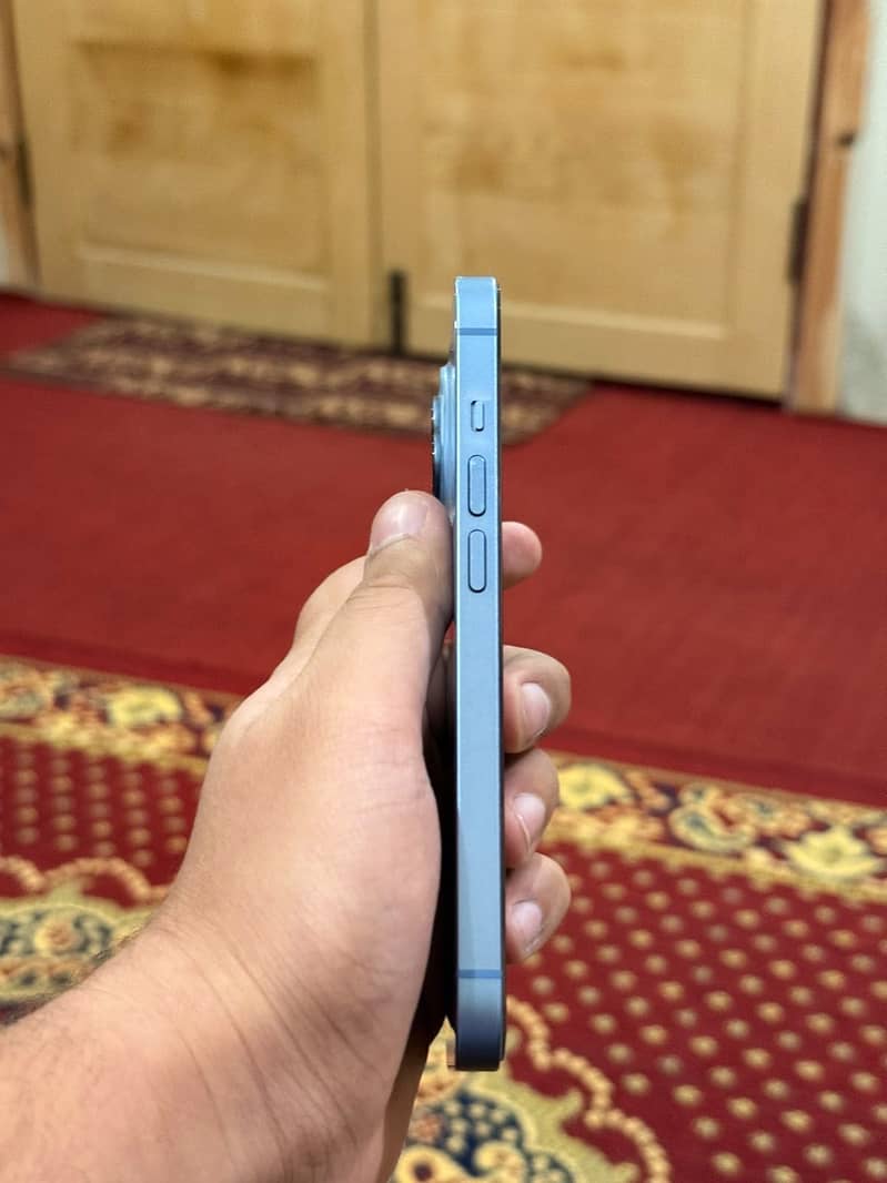Apple iPhone 14 1