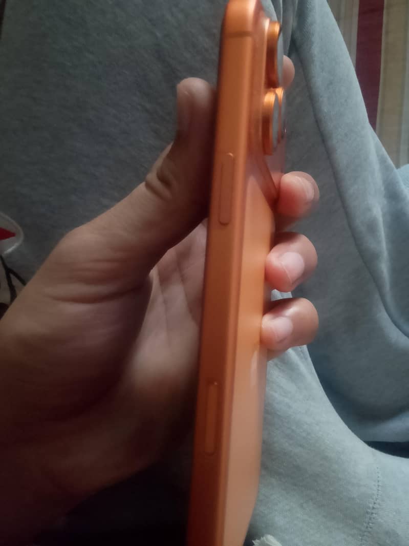 Apple iPhone 17 Pro Max 1