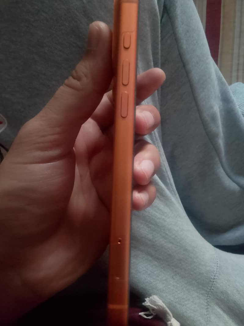 Apple iPhone 17 Pro Max 2
