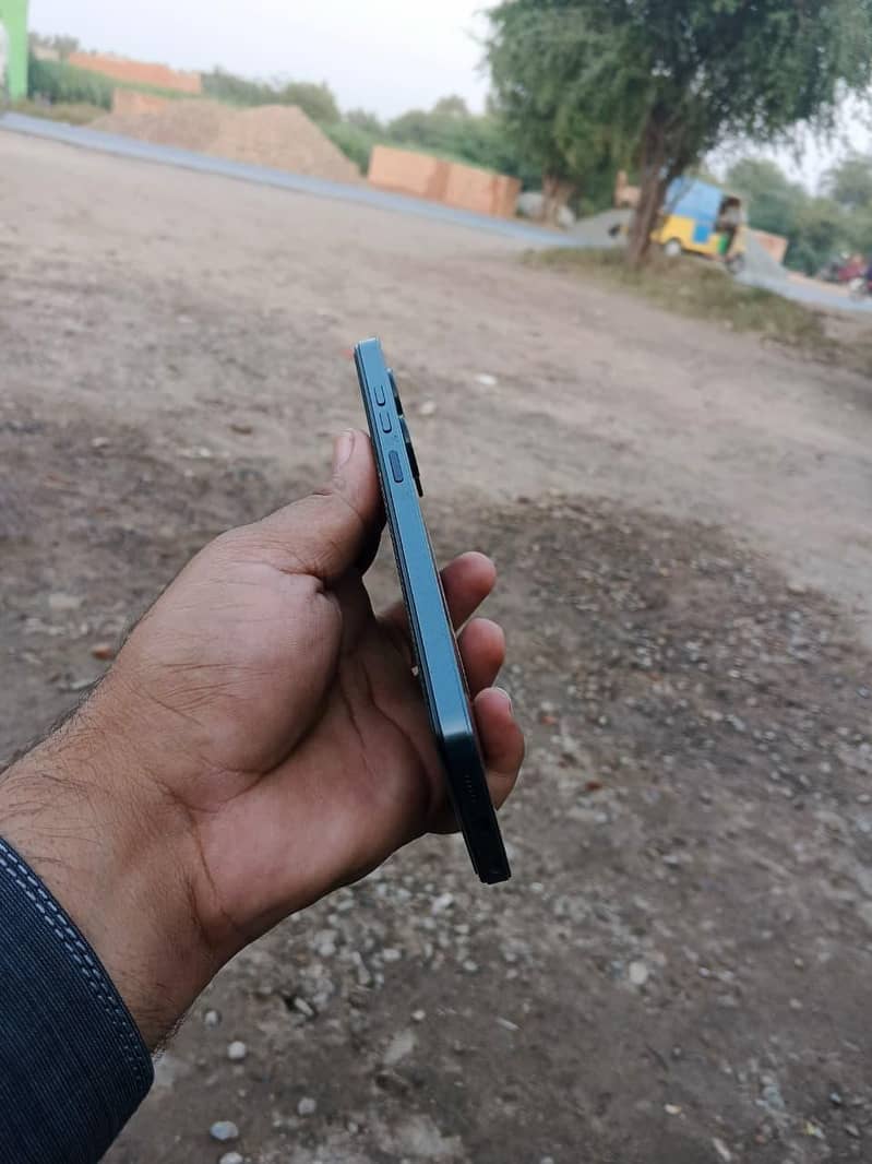 Tecno Spark 20C 4