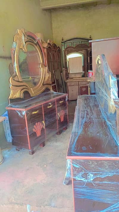 furniture bed and dressing table