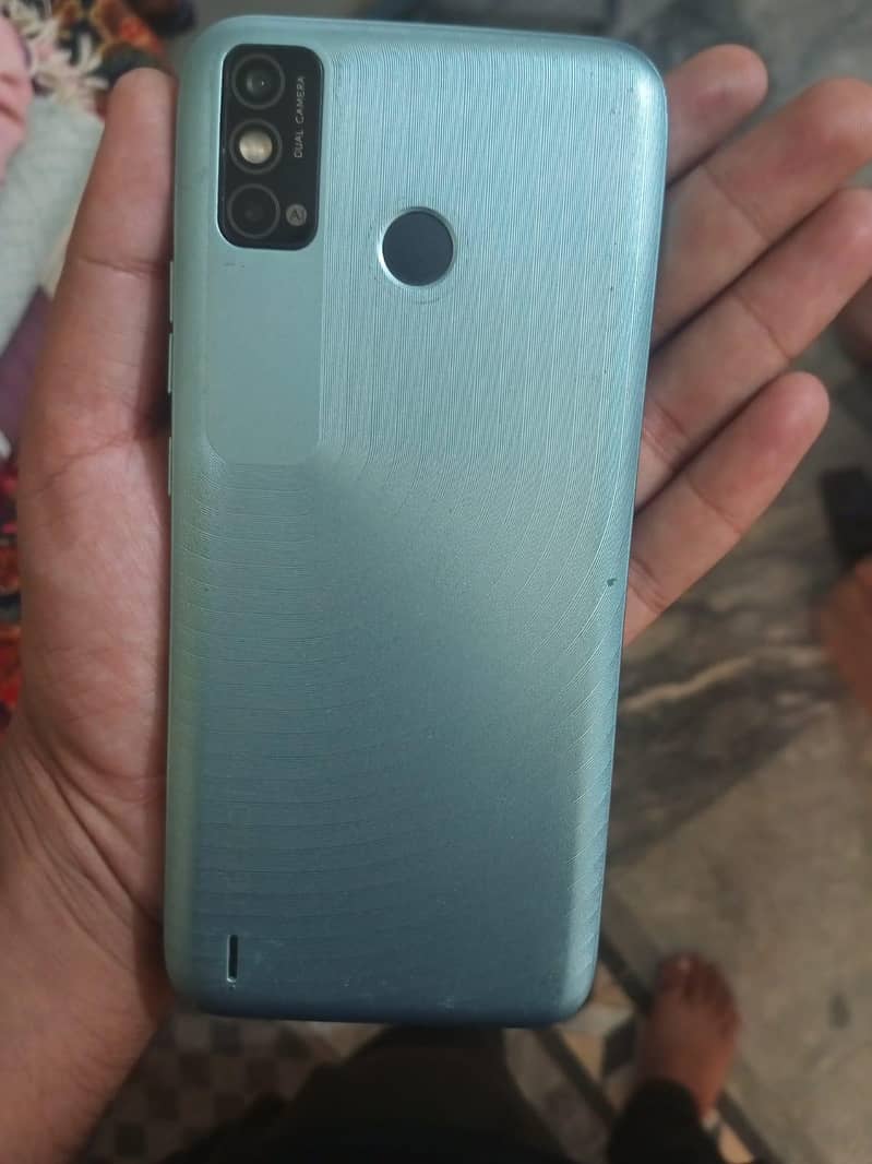 Tecno Spark 6 Go 0