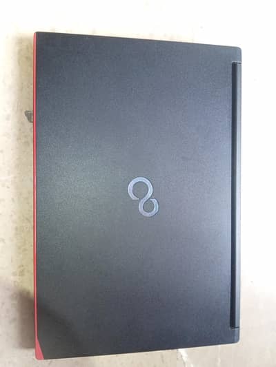 fujitsu laptop 256 gb lifebook new condition with all accessories