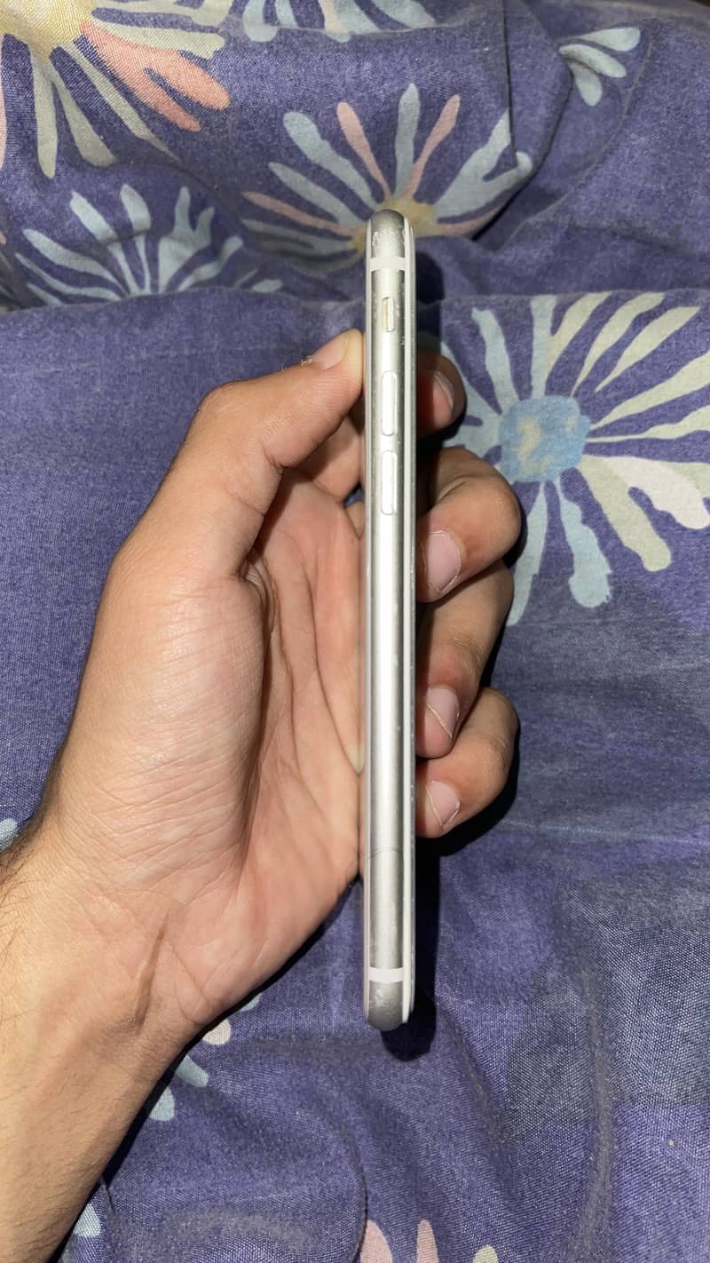 Apple iPhone 8 2