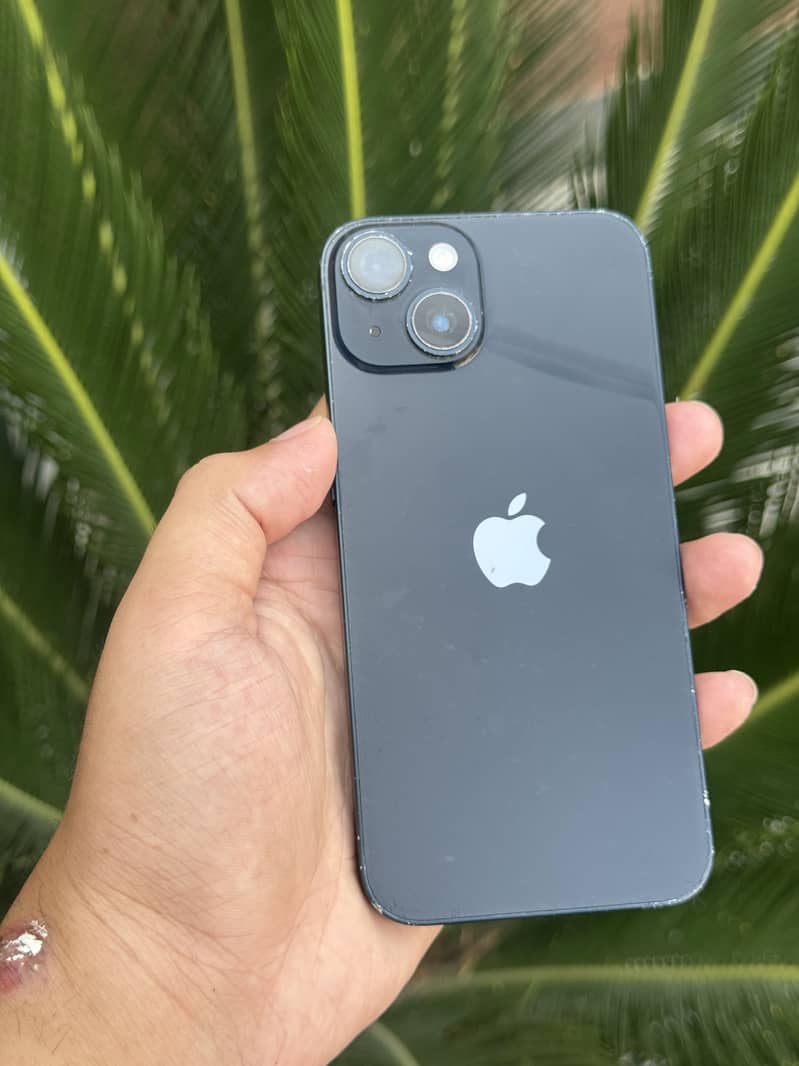 Apple iPhone 14 3