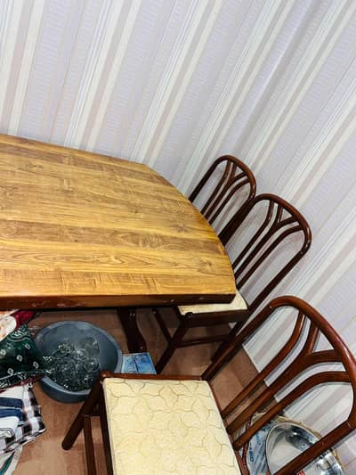 Dinning table