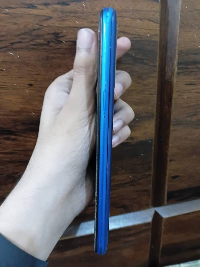 Realme 5 4