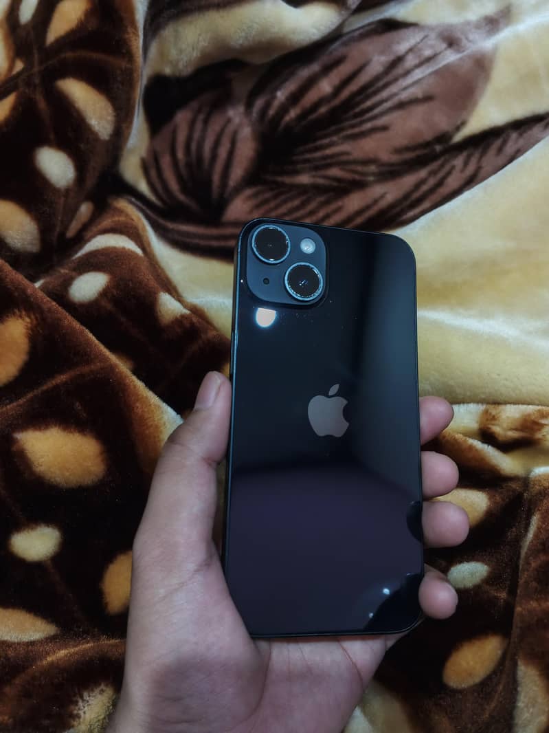 Apple iPhone 14 4
