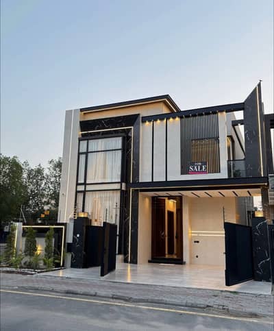 10 Marla Residential House For Rent In Sector C, Nearby Commercail Market, School, Mosuqe and Health Car Canter