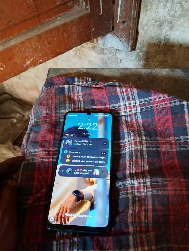 Realme C51 1