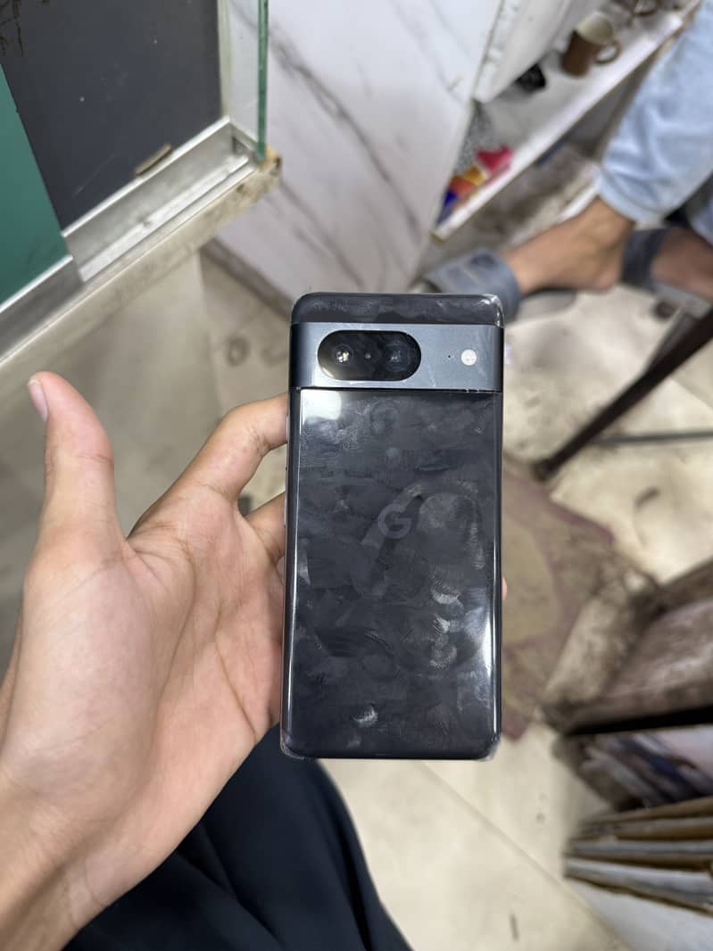 Google Pixel 8 1