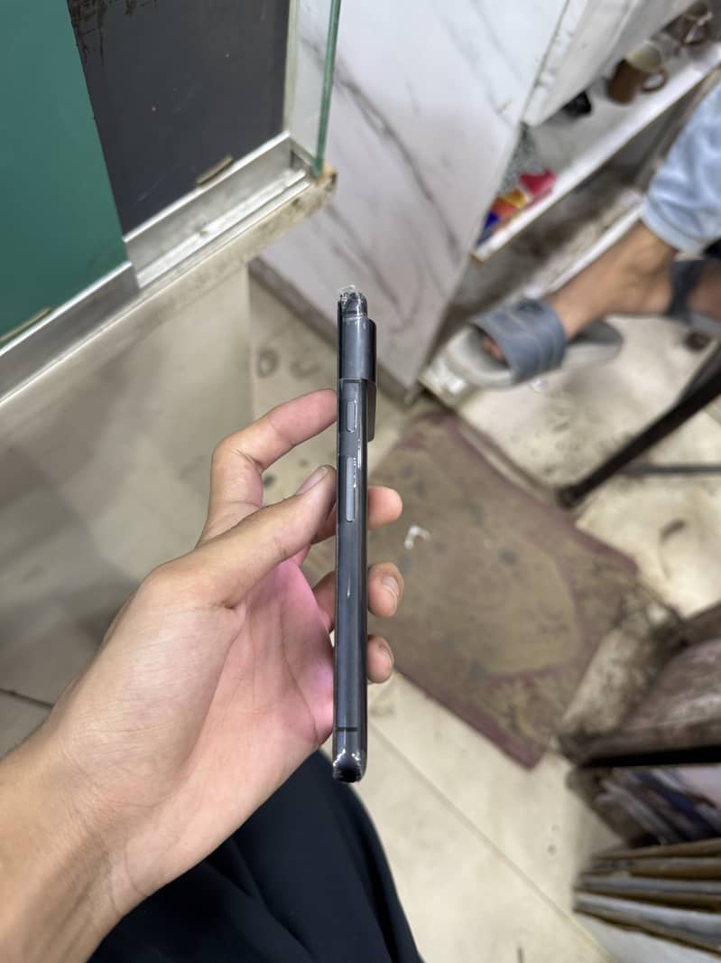 Google Pixel 8 2