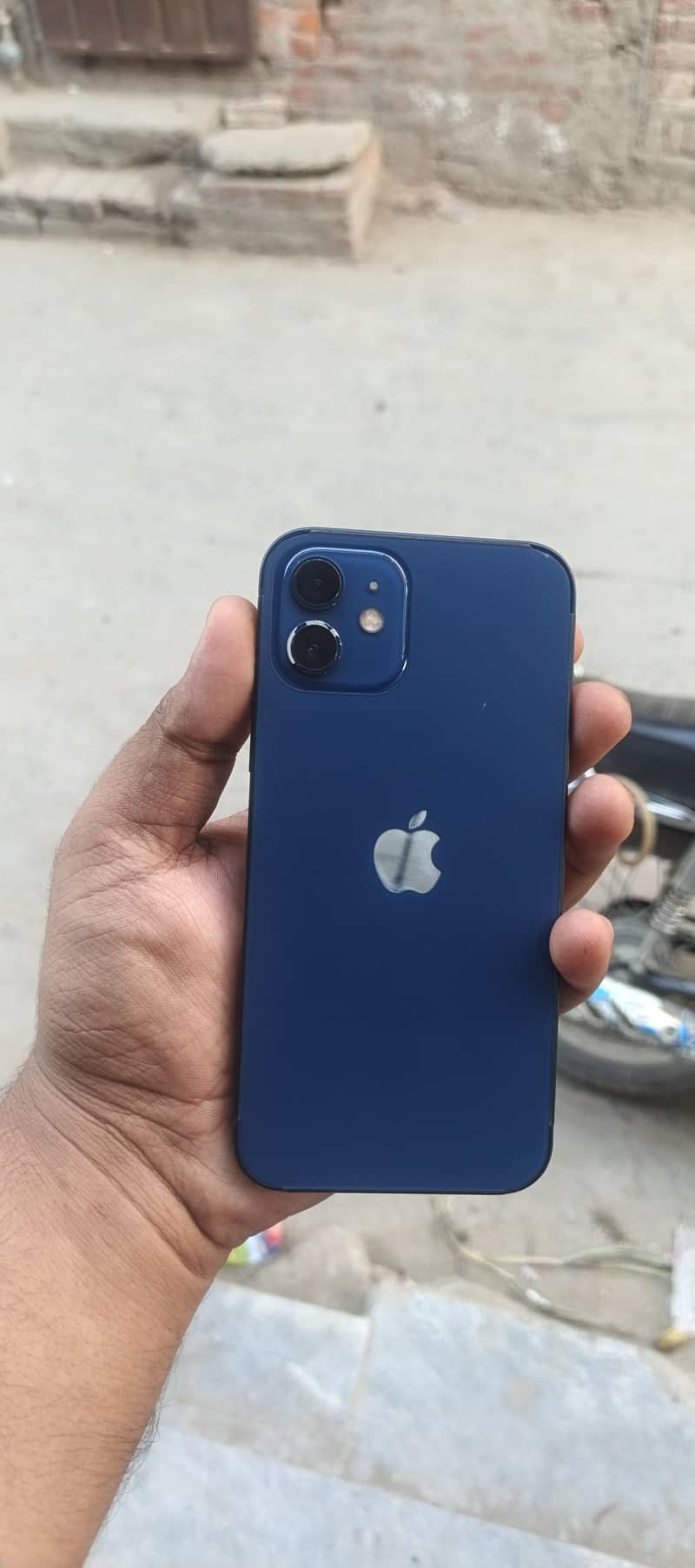 Apple iPhone 12 9