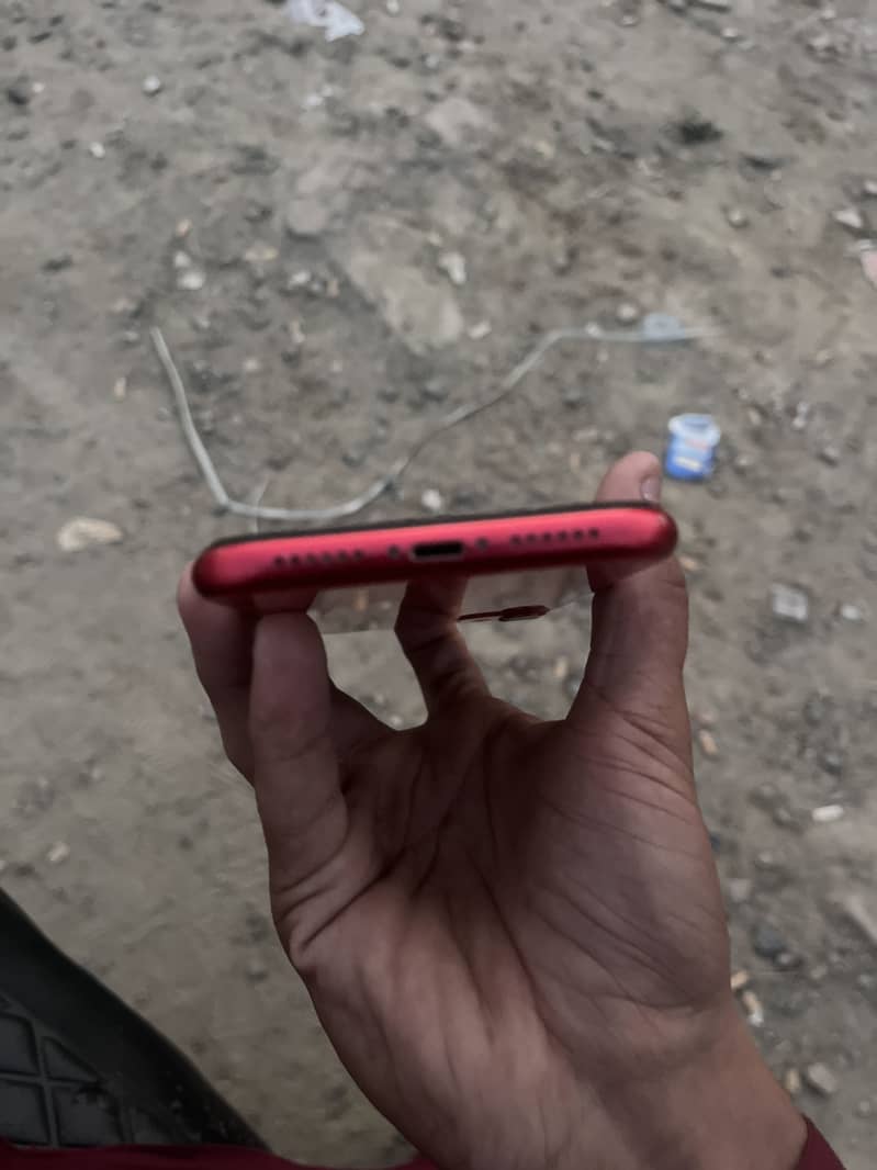 Apple iPhone 11 5