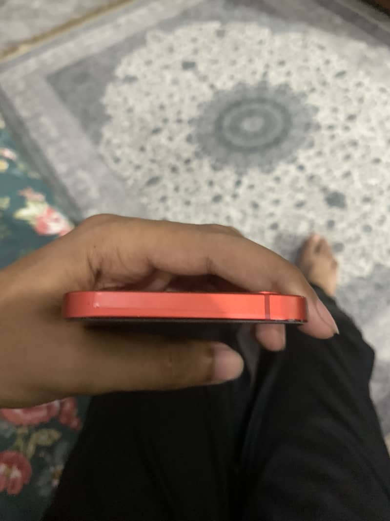Apple iPhone 12 1