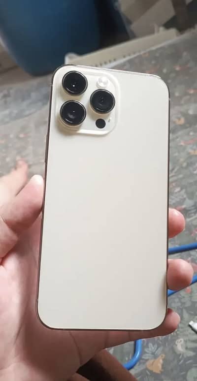 Apple iPhone 14 Pro Max GOLDEN