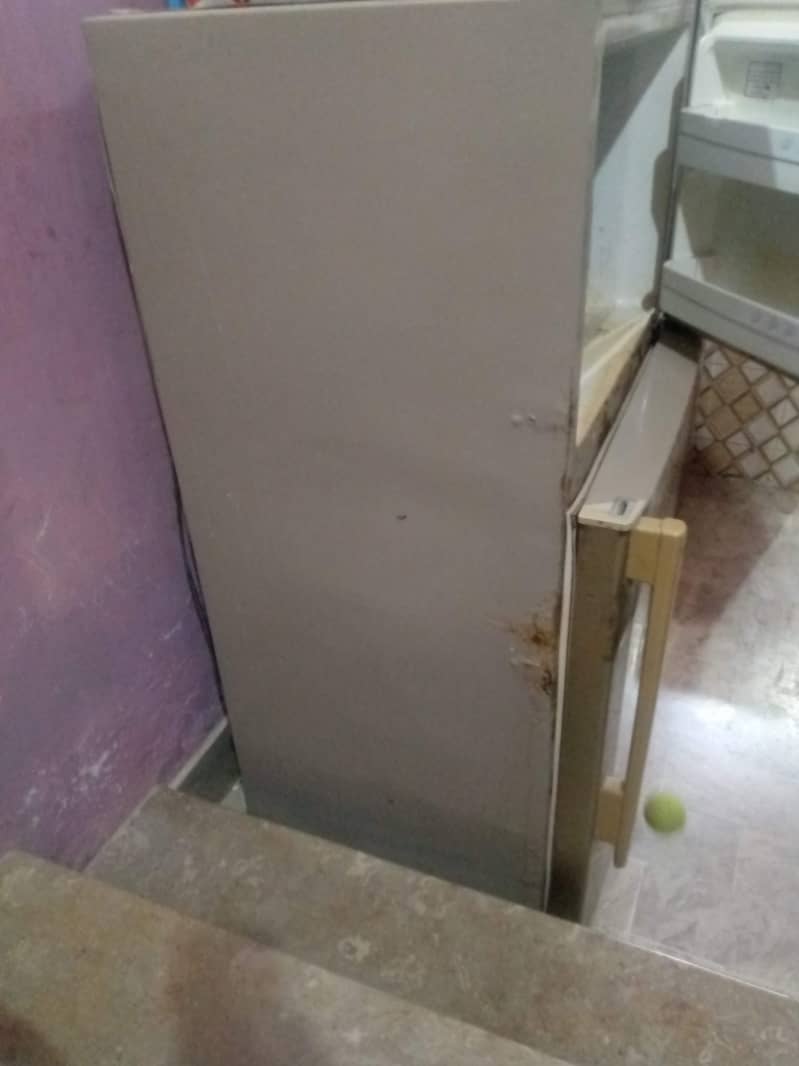 refrigerator 2